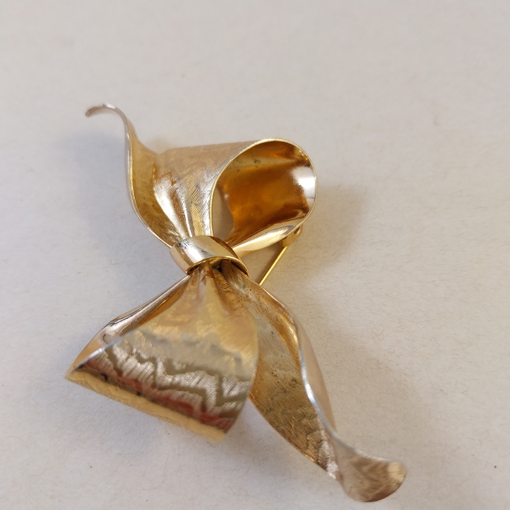Vintage Gold Planted  Bow Brooch - Picture 13 of 15